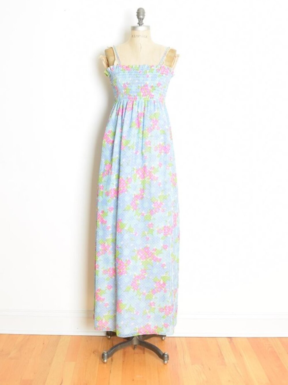 vintage 70s sun dress smocked blue daisy floral print hippie boho long maxi XS S